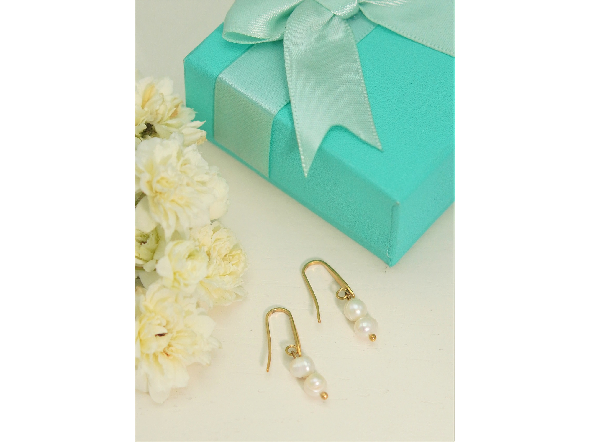 Aros Ula perlas de rio chapadas en oro 18k Riviere 2