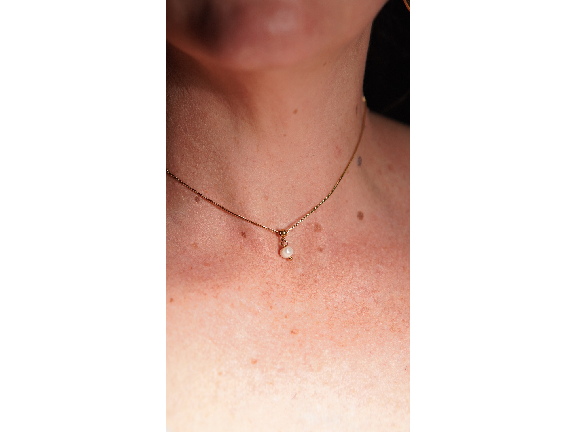 Collar ajustable Nerea perla de rio chapado en oro Riviere 7