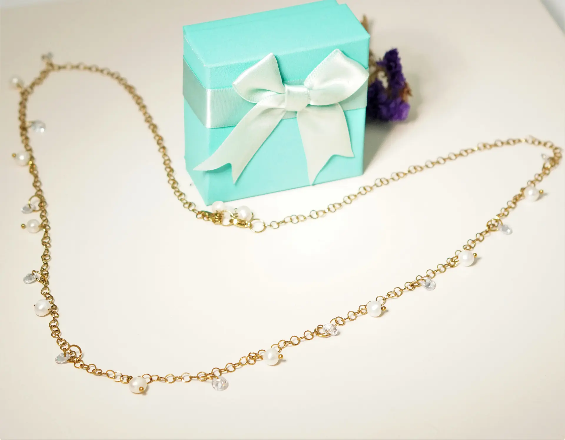 Collar largo 80cm ajustable Talasa zirconias y perlas chapado en oro Riviere 2