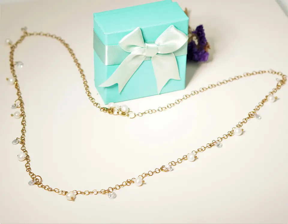 Collar largo 80cm ajustable Talasa zirconias y perlas chapado en oro Riviere 2