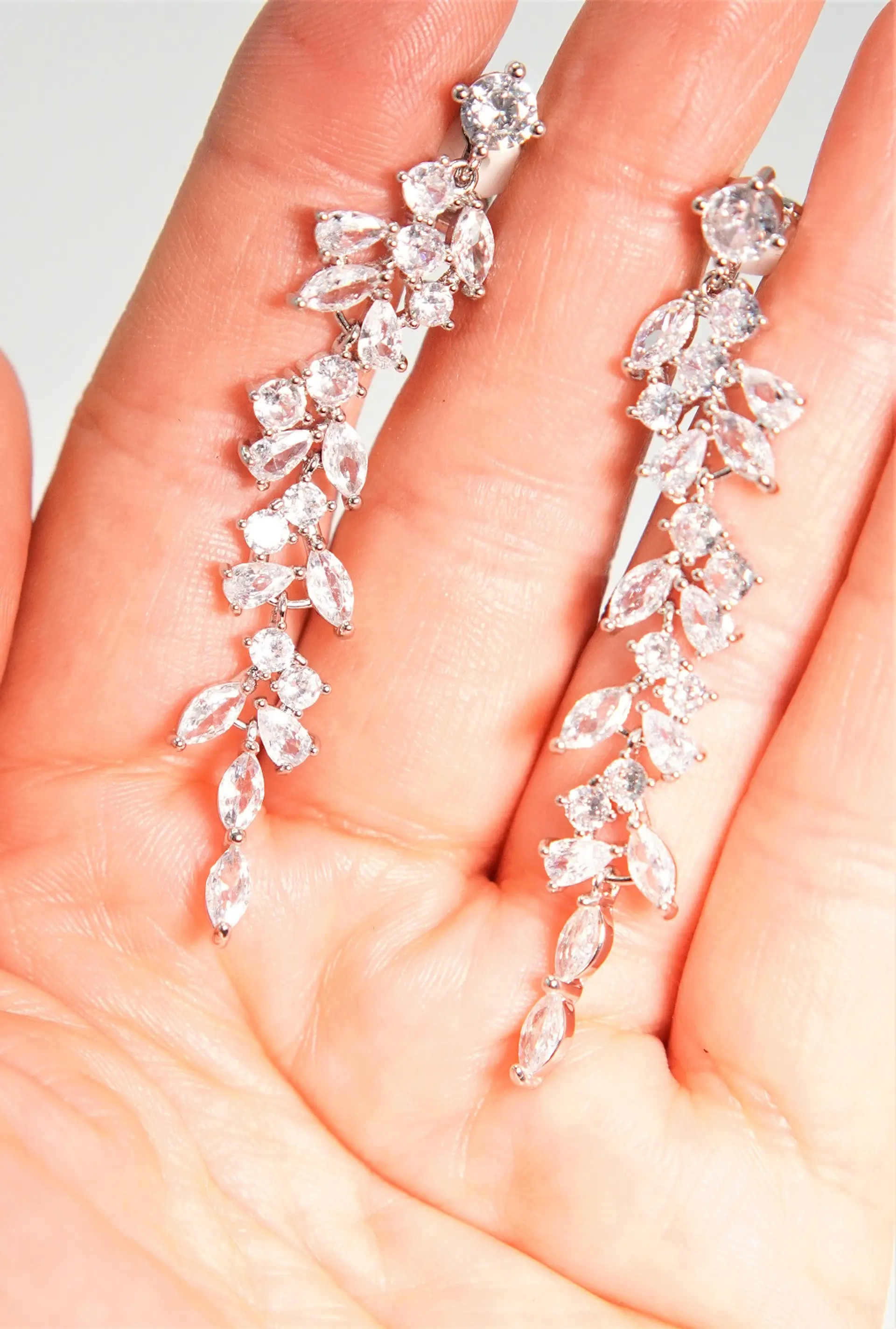 Aros largos Viviana sin perforacion zirconias fiesta 6