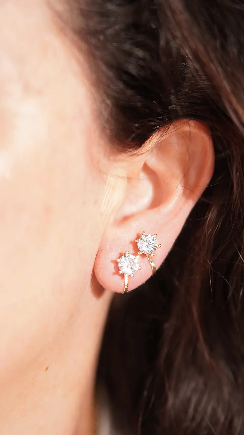 Aros Elizabeth sin perforacion punto de luz elegante chapado en oro 14k 3