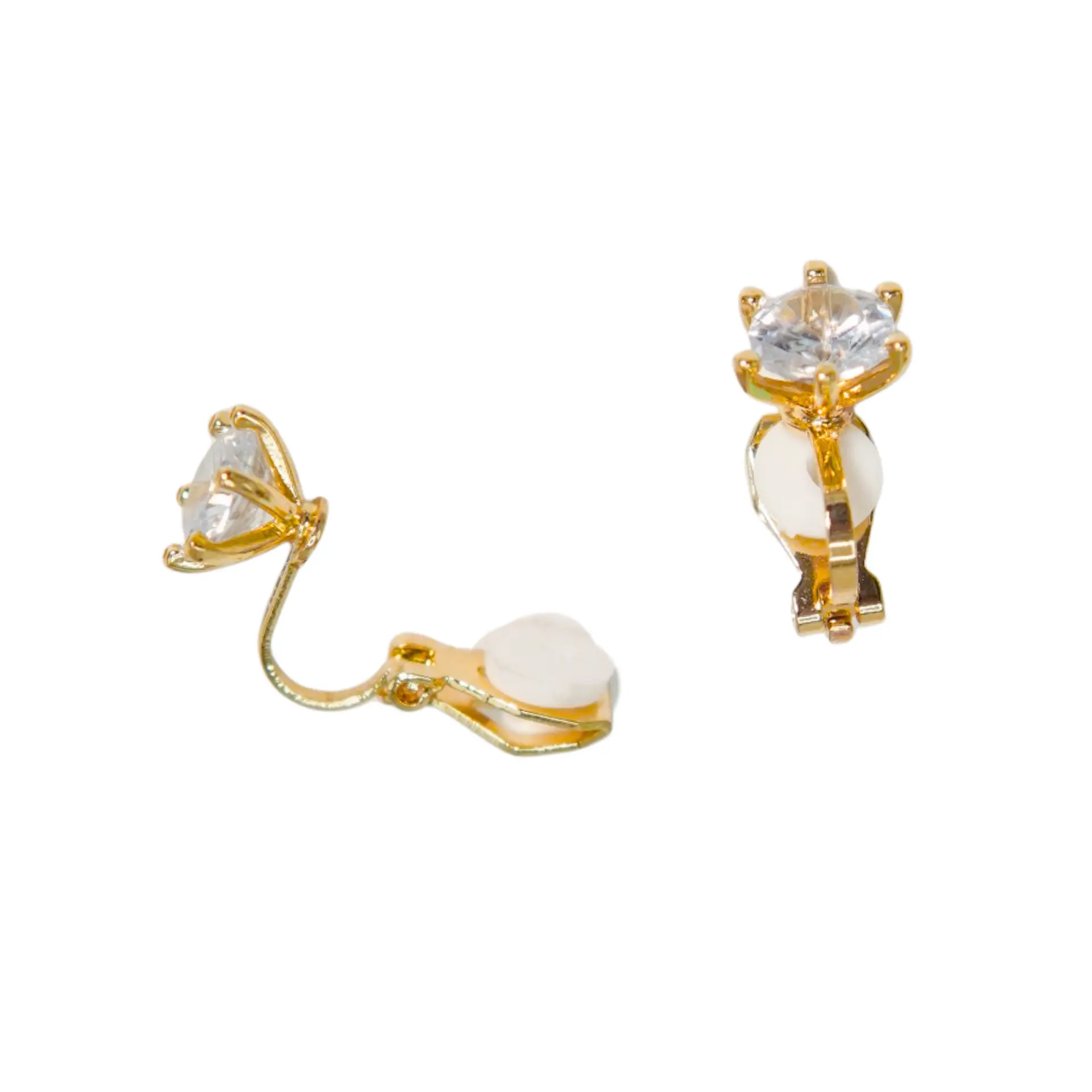 Aros Elizabeth sin perforacion punto de luz elegante chapado en oro 14k 9
