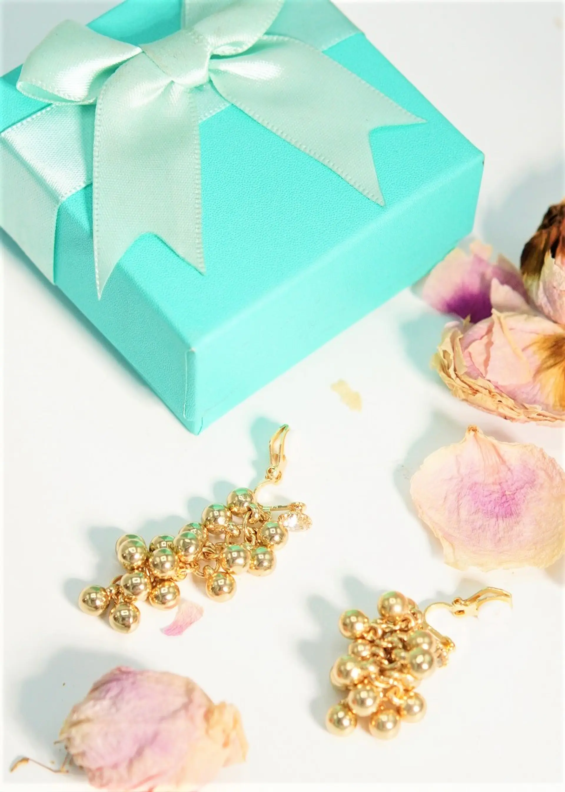 Aros largos Jade sin perforacion esferas cascada chapadas en oro 14k 3