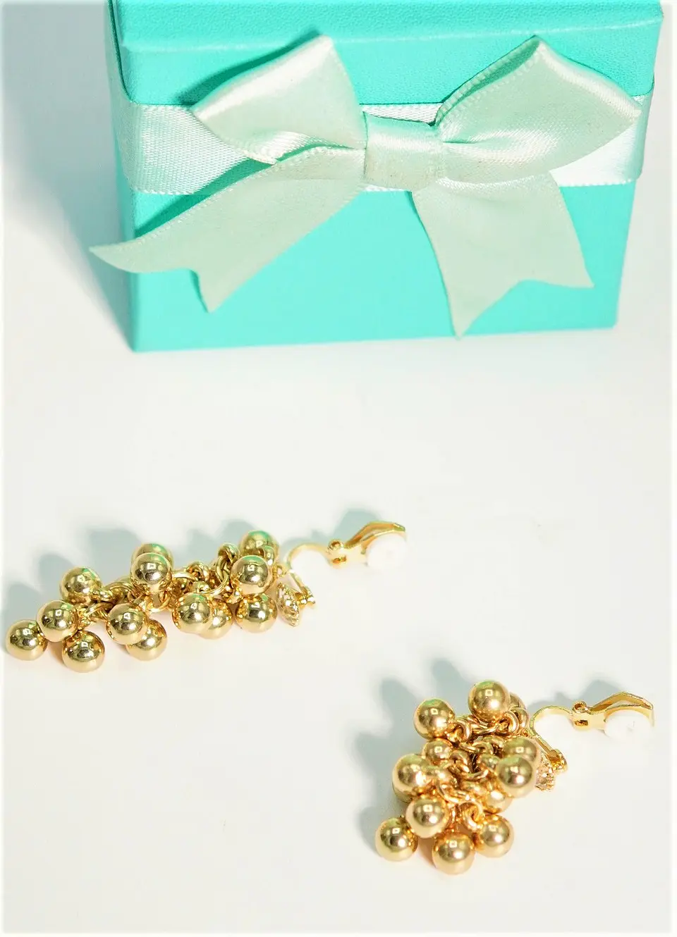 Aros largos Jade sin perforacion esferas cascada chapadas en oro 14k 7