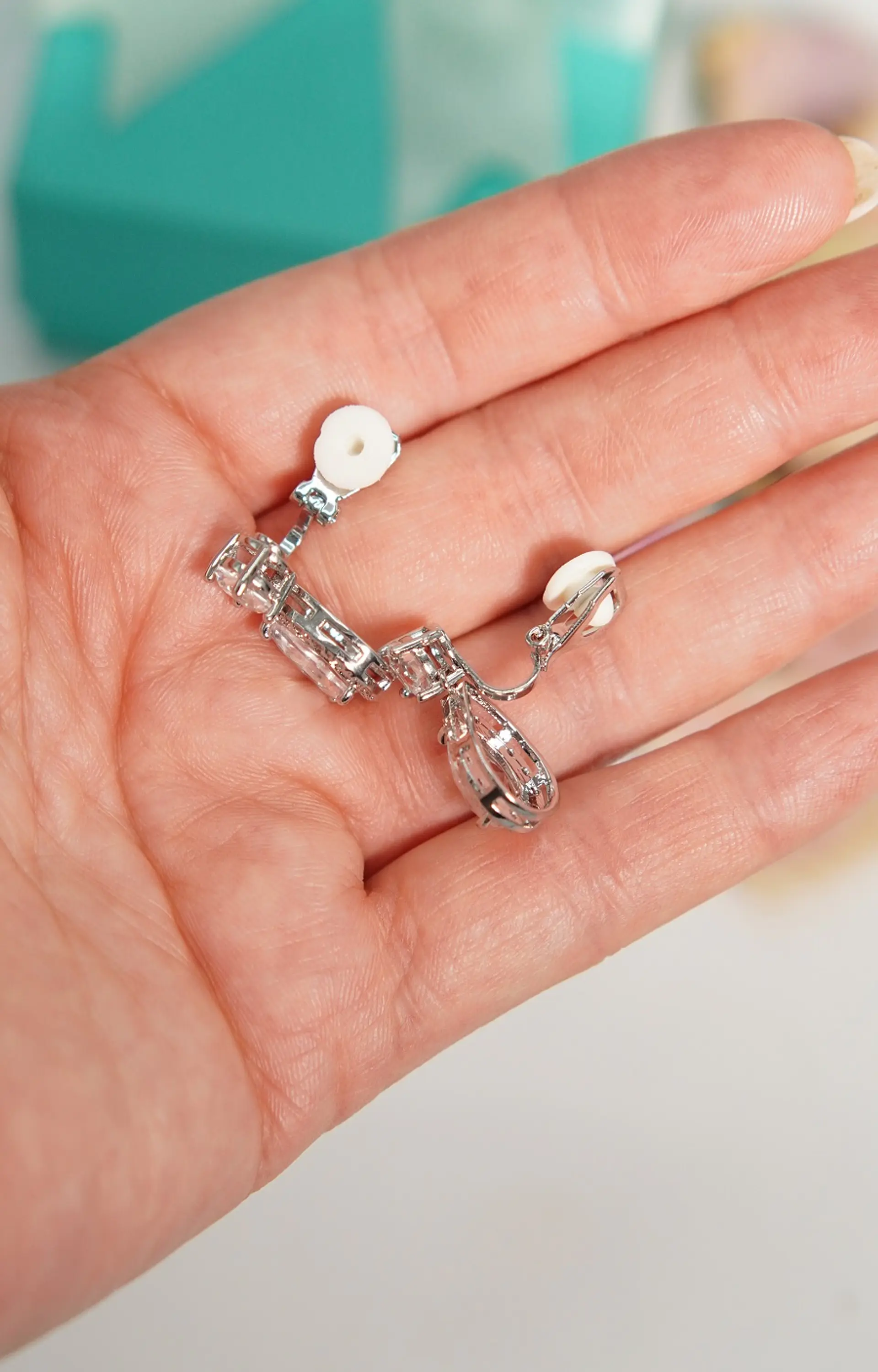 Aros largos sin perforacion Isabella elegantes zirconias 3