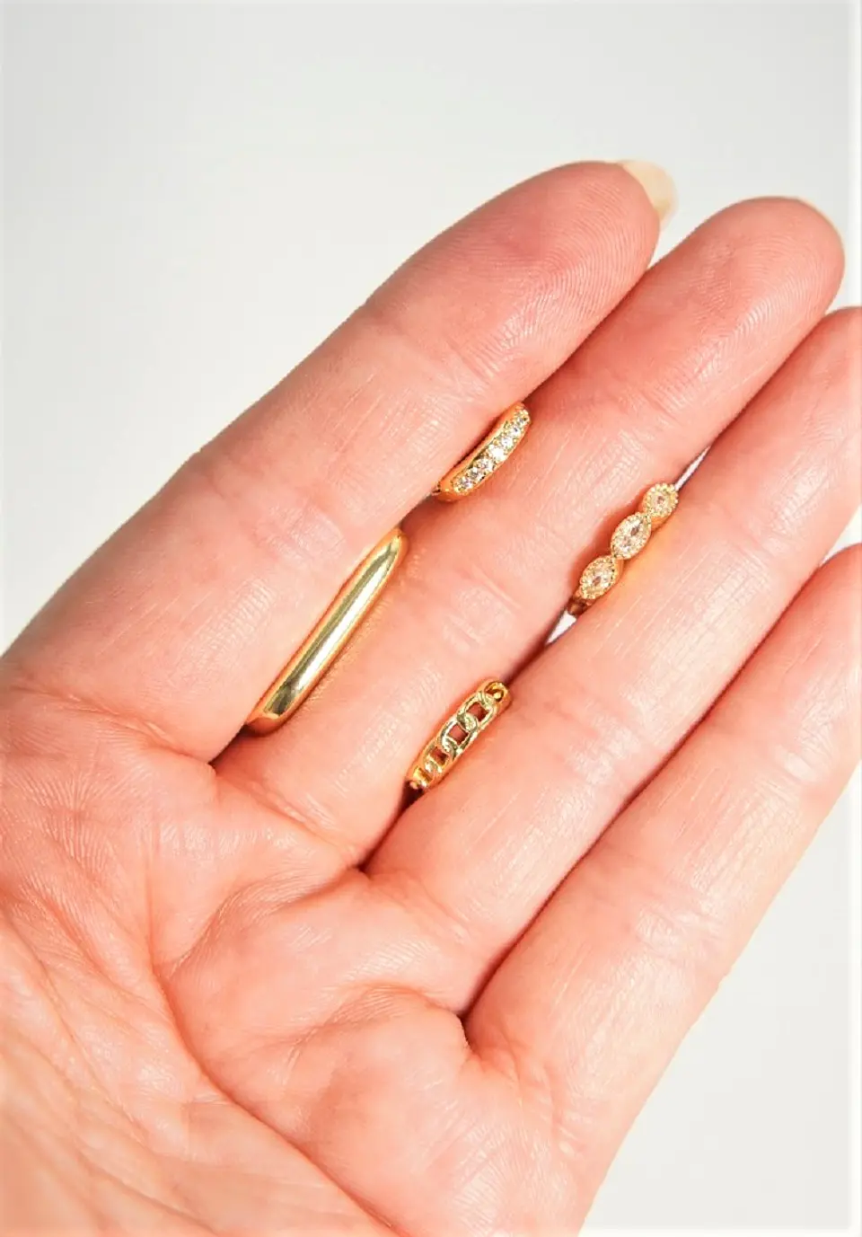 Pack de 4 argollas Gianna chapadas en oro 18k 5