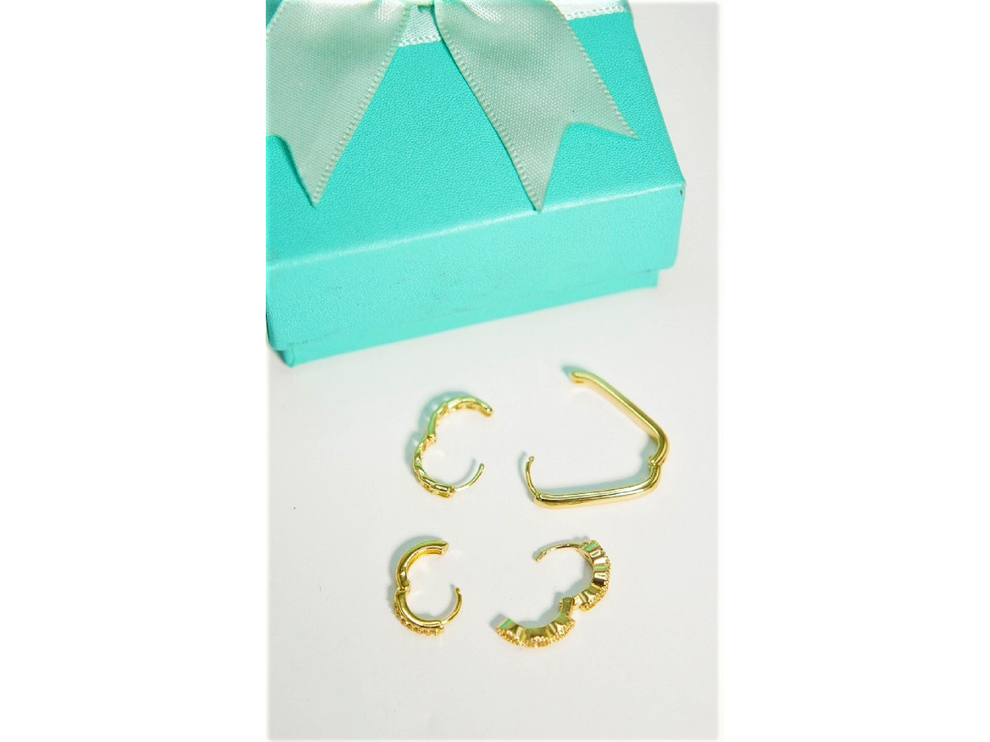 Pack de 4 argollas Gianna chapadas en oro 18k 6