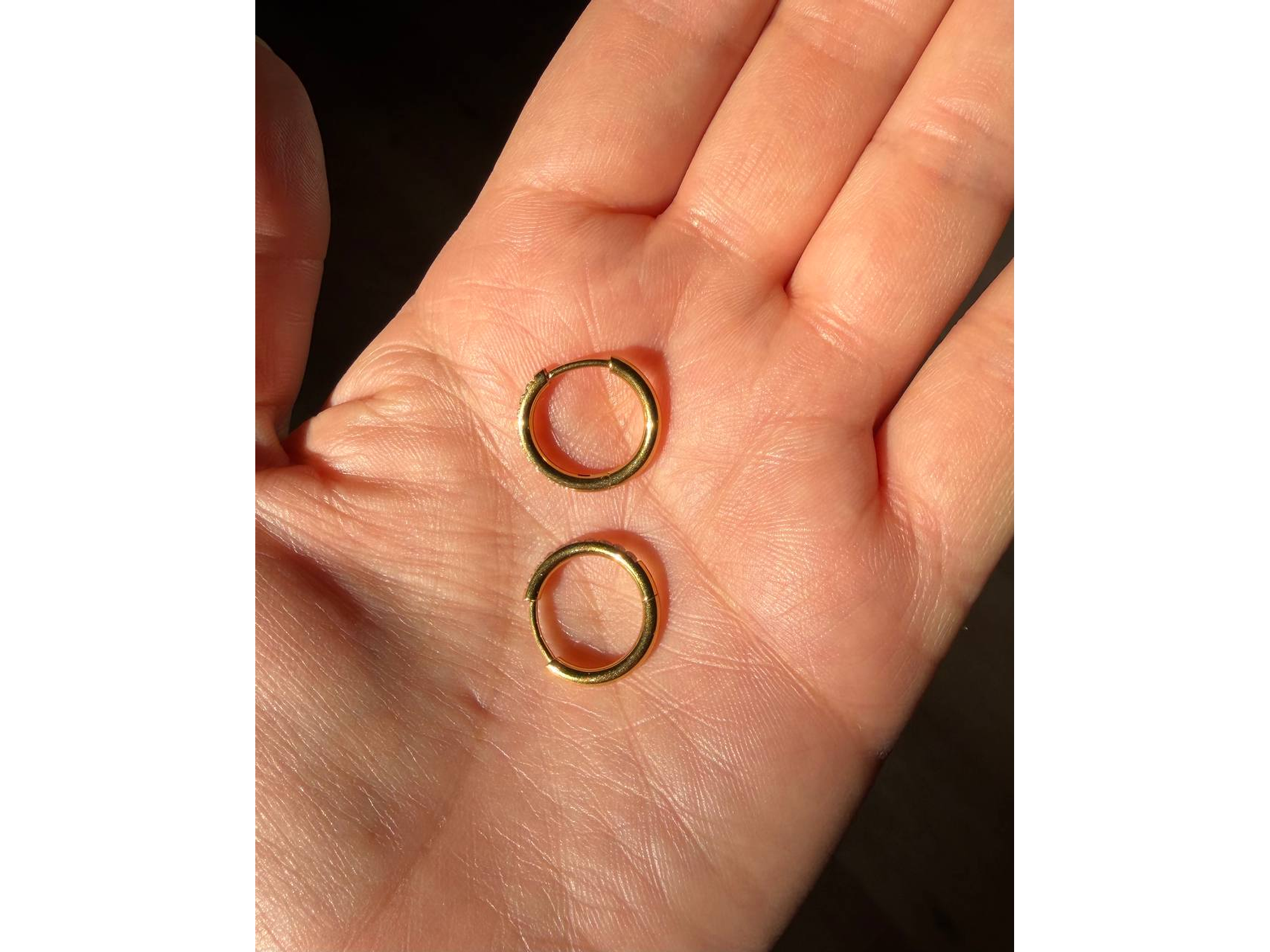 Argollas Aura Shine 12mm Titanio Astm F136 Chapado En Oro 18k 5