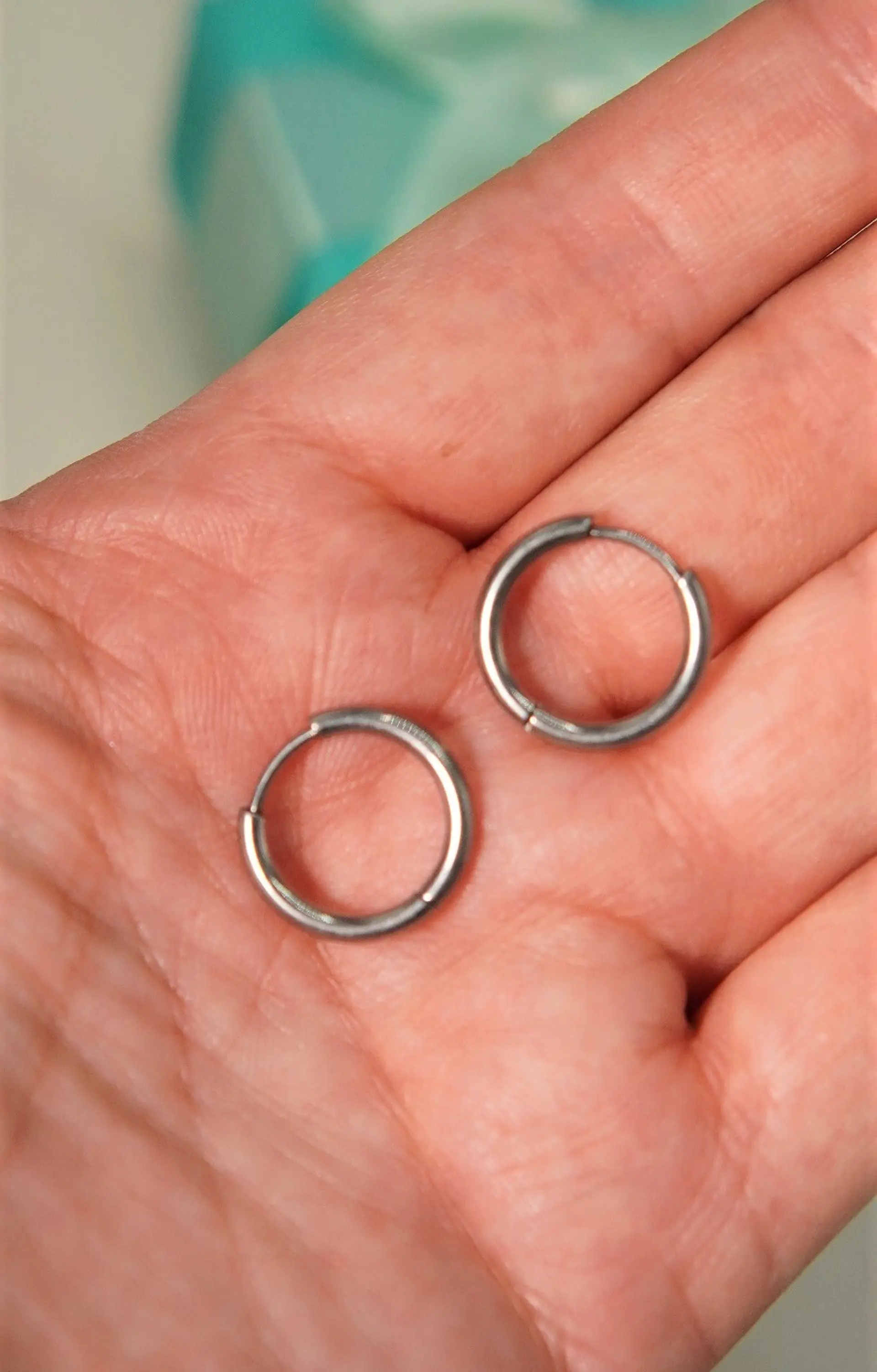 Argollas lisas Aura 12mm Titanio Astm F136 plateadas 4