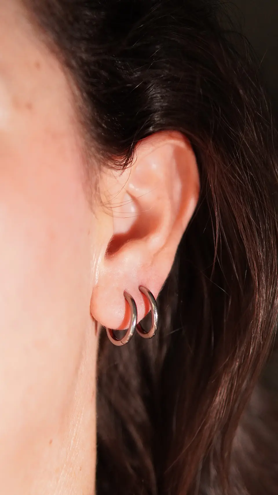 Argollas lisas Aura 12mm Titanio Astm F136 plateadas 2