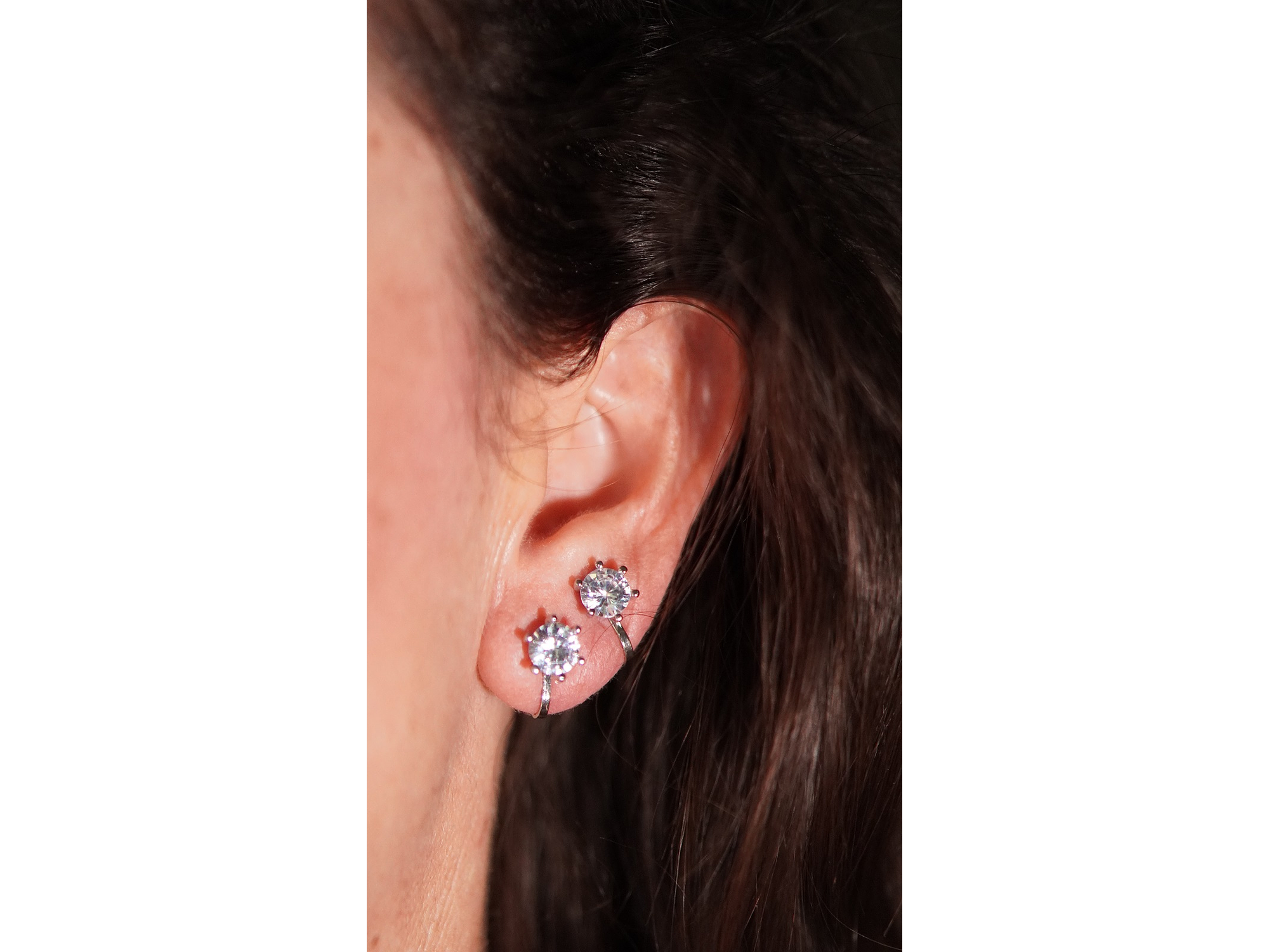 Aros Elizabeth sin perforacion punto de luz elegante plateados 9