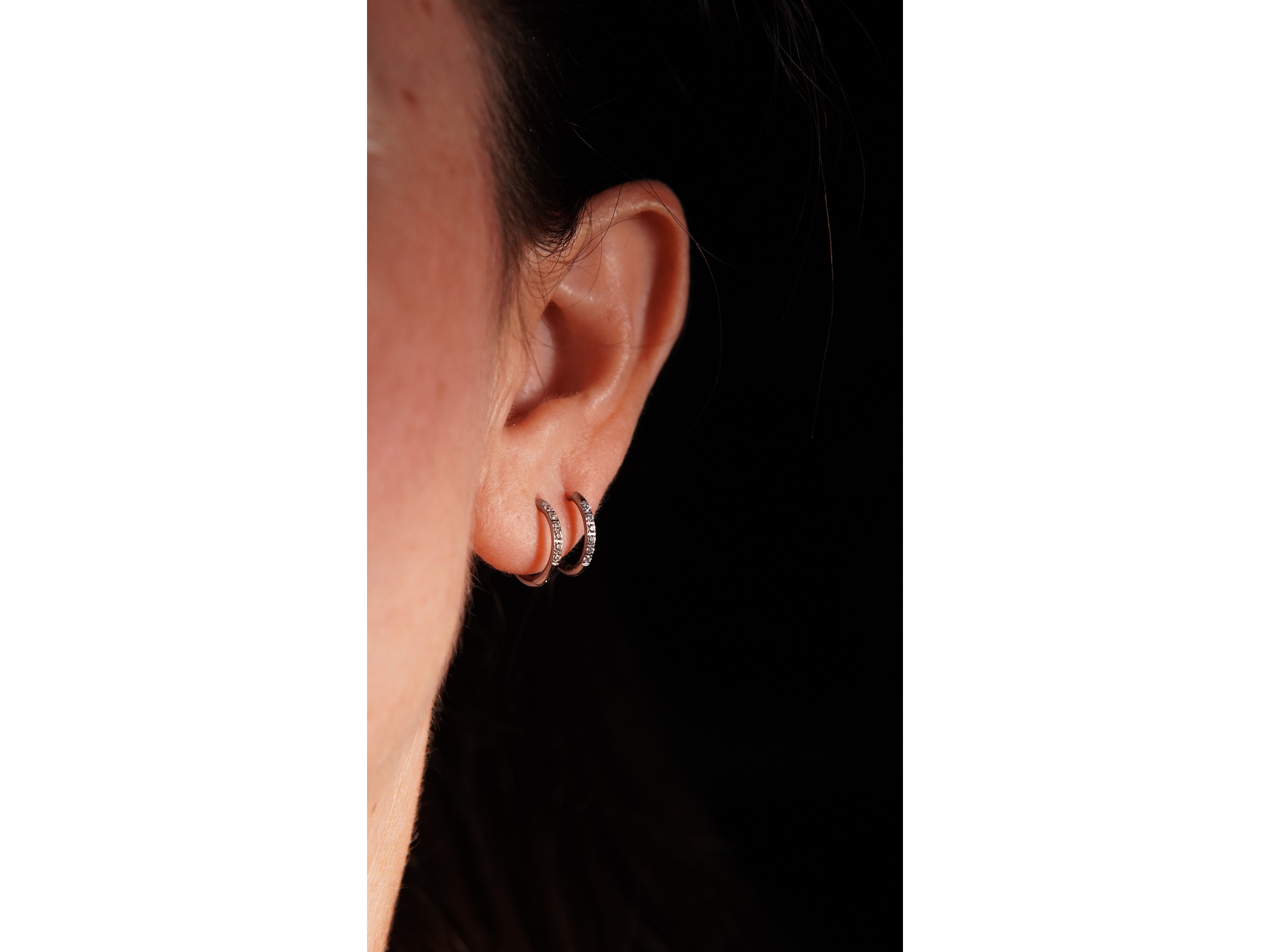 Argollas Aura Slim 10mm Zirconias titanio ASTM F136 cierre ballesta 2