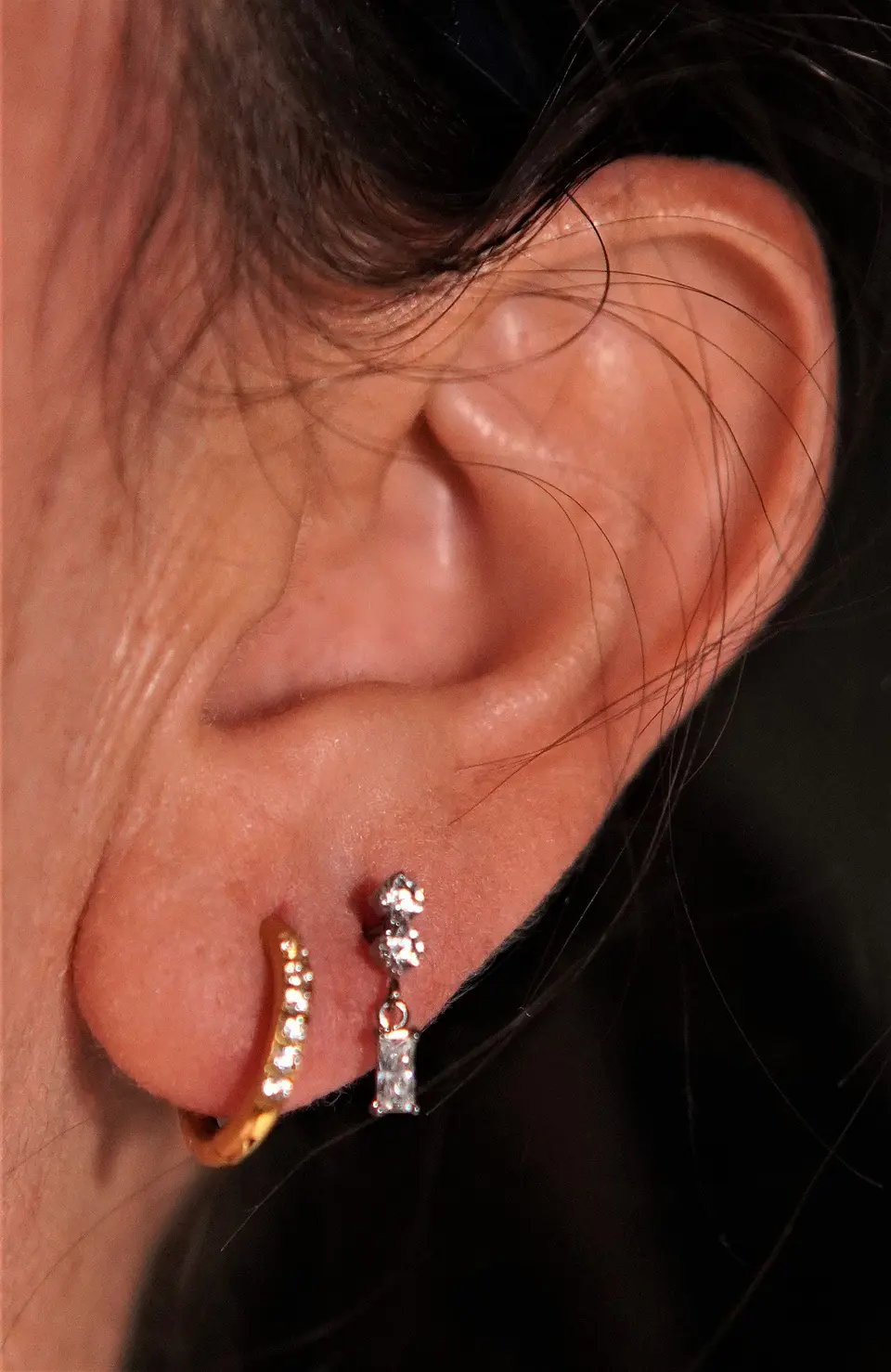 Piercing Ivis labret colgante zirconia 16G Titanio F136 plateados 6