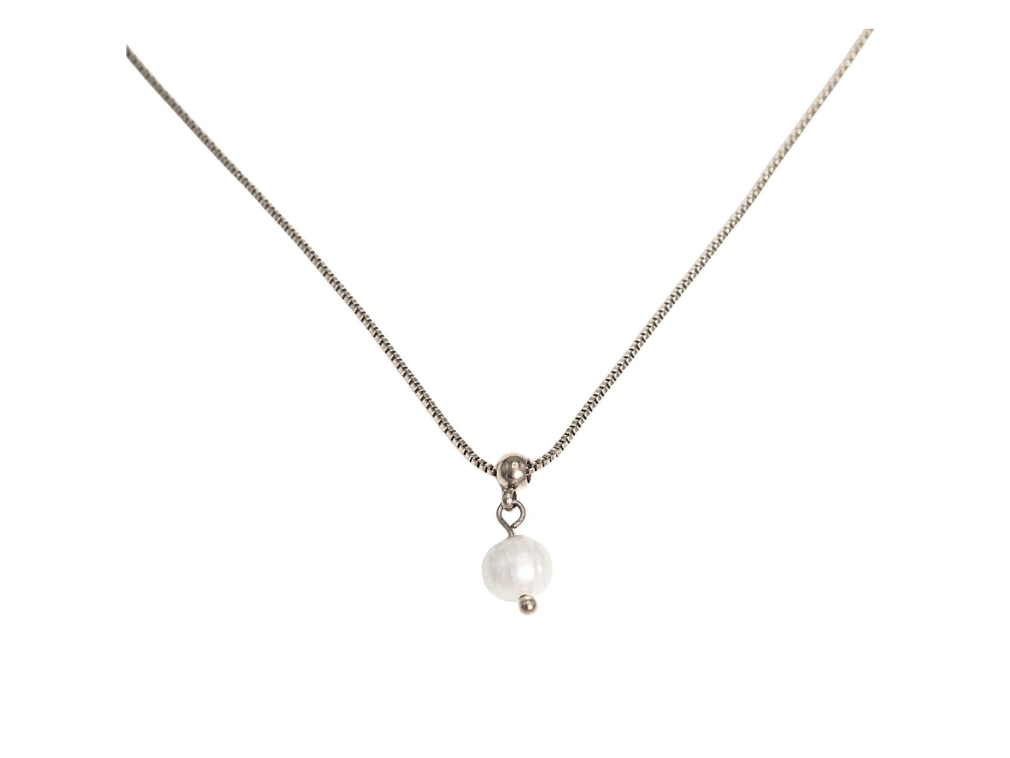 Collar ajustable Nerea perla de rio plateada Riviere 1