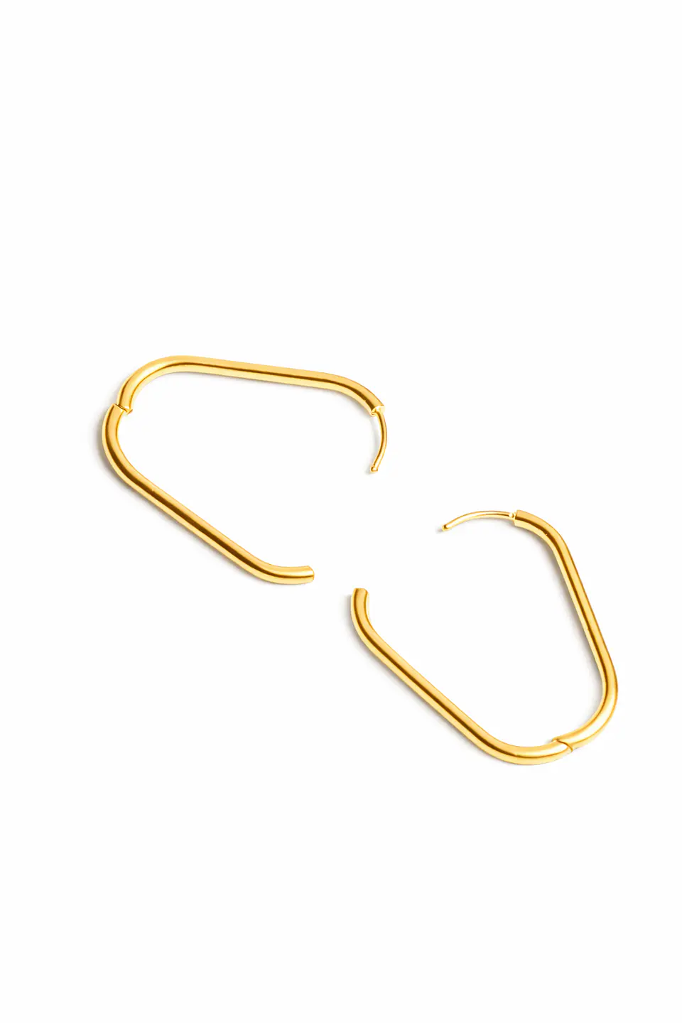 Argollas Aura Ovaladas Doradas Titanio ASTM F136 PVD Oro 18K 20G 9