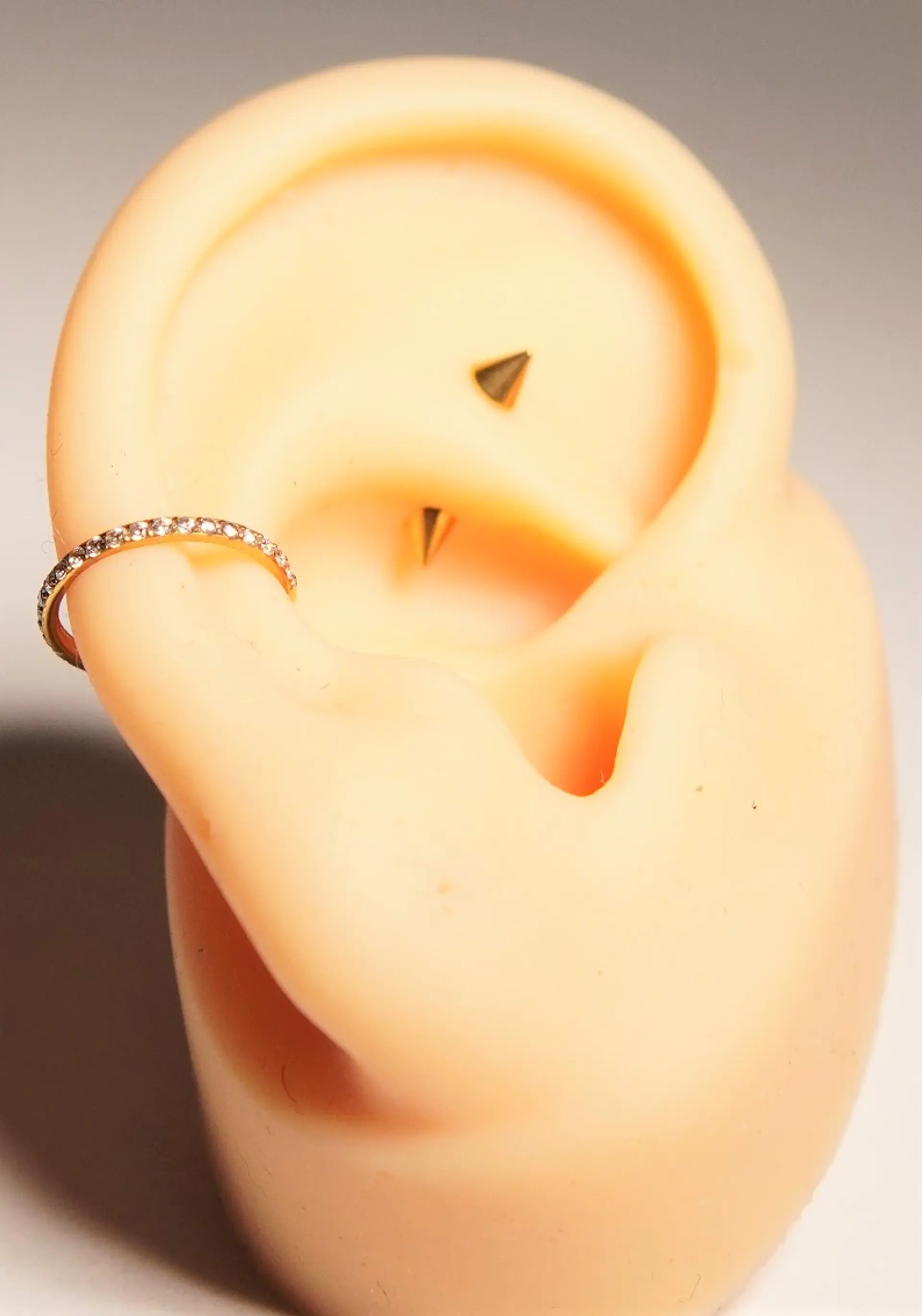 Piercing Rook Valentina Titanio 16G Barra Curva 6 mm 6