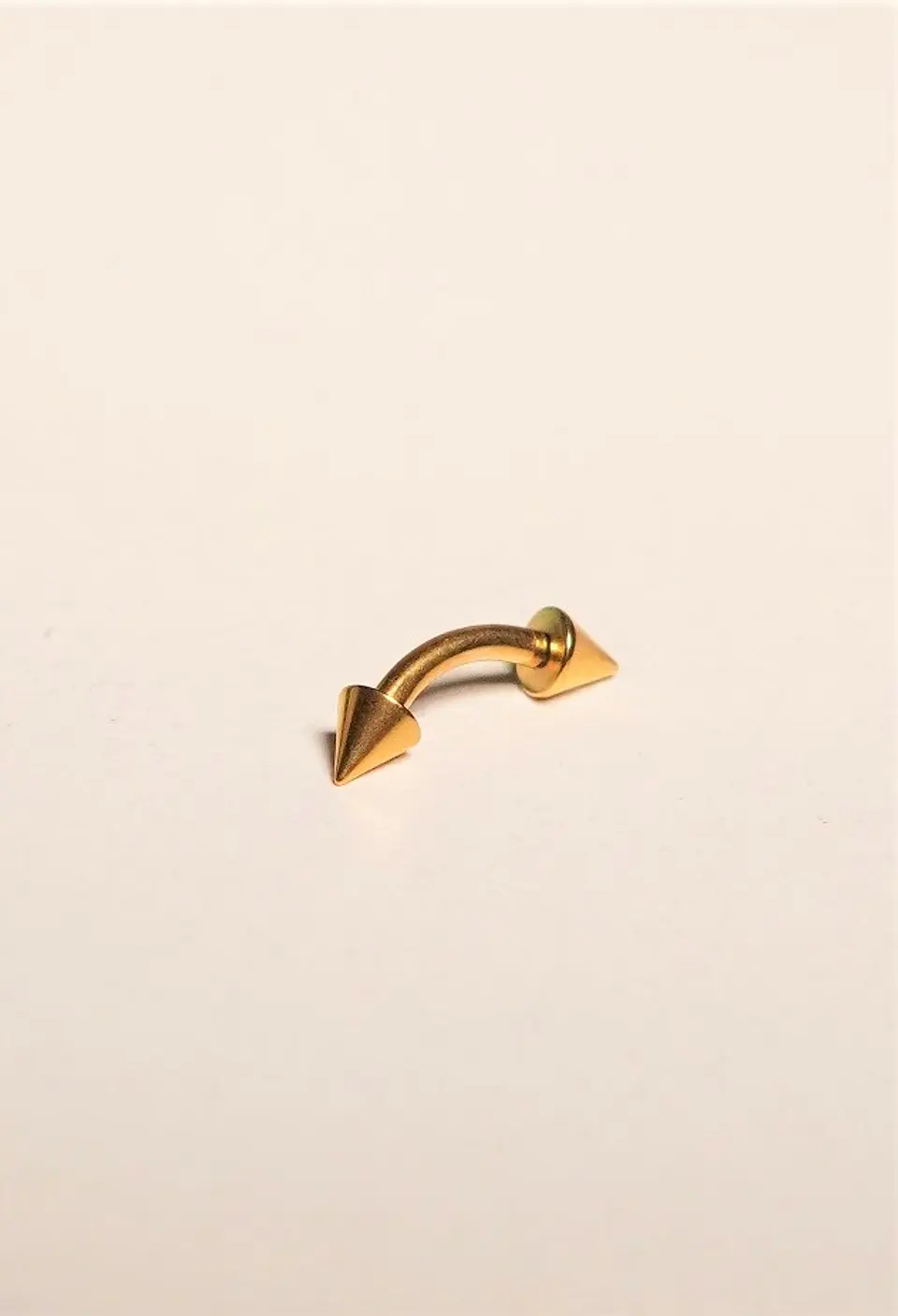 Piercing Rook Valentina Titanio 16G Barra Curva 6 mm 8