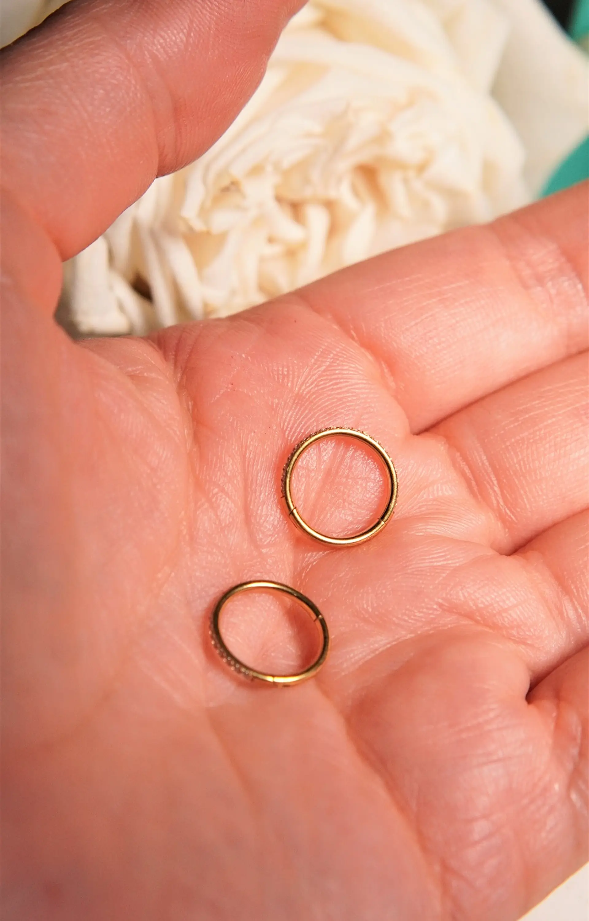 Argollas Emma 10mm 16G titanio ASTM f136 zirconias PVD 8