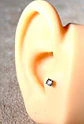 Piercing Labret Perno Tornillo 8mm Punto Luz Titanio Astm F136 - Miniatura 3