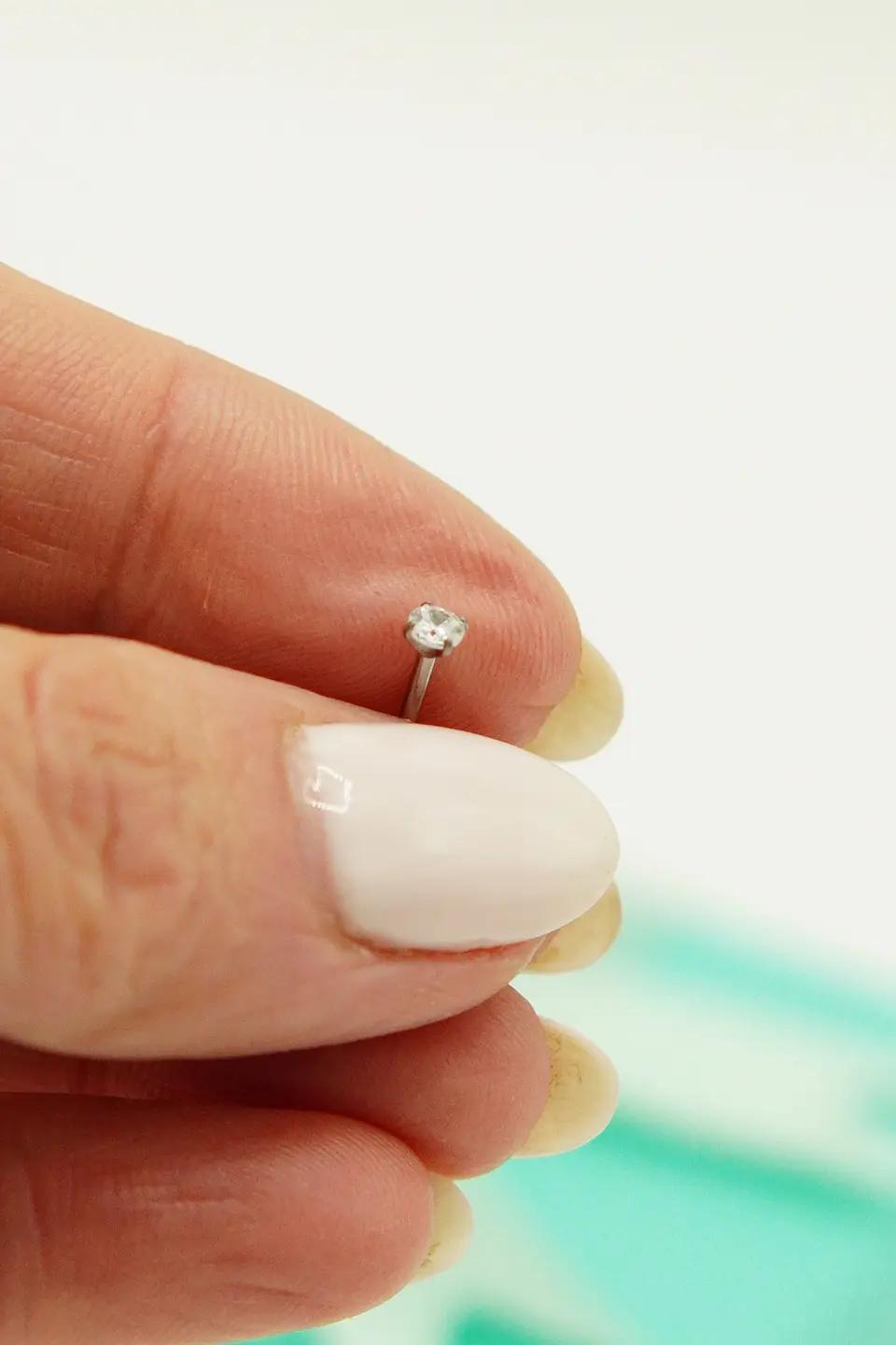 Piercing Labret Perno Tornillo 6mm 18G Punto Luz Titanio Astm F136 8