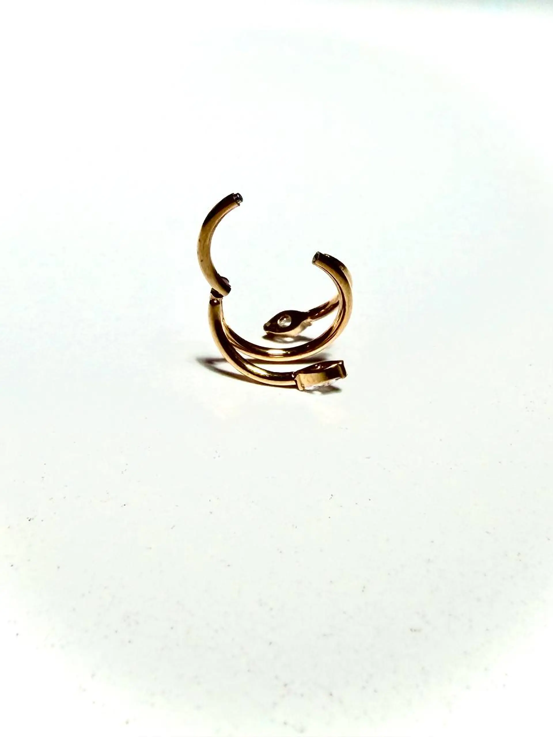 Piercing argolla Eva zirconias titanium astm 136 dorado PVD 10mm 16g 9