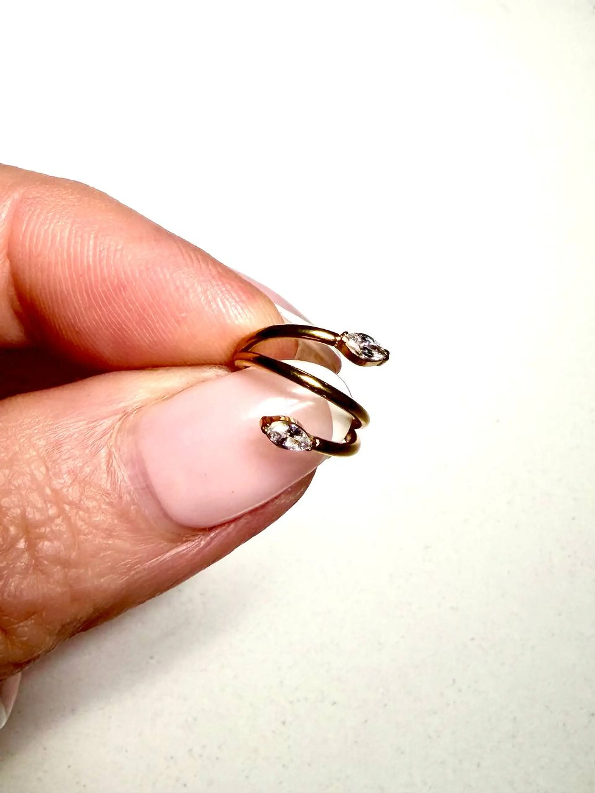 Piercing argolla Eva zirconias titanium astm 136 dorado PVD 10mm 16g 11