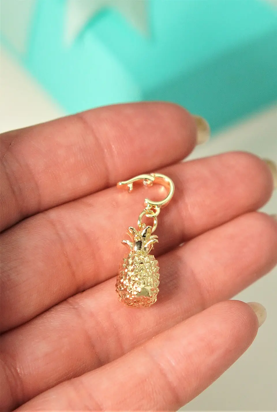 Charm removible Piña Dorada Colección Frutería 8