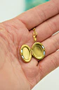 Relicario Catalina imantado luna y estrellas chapadas en oro 18k - Miniatura 5