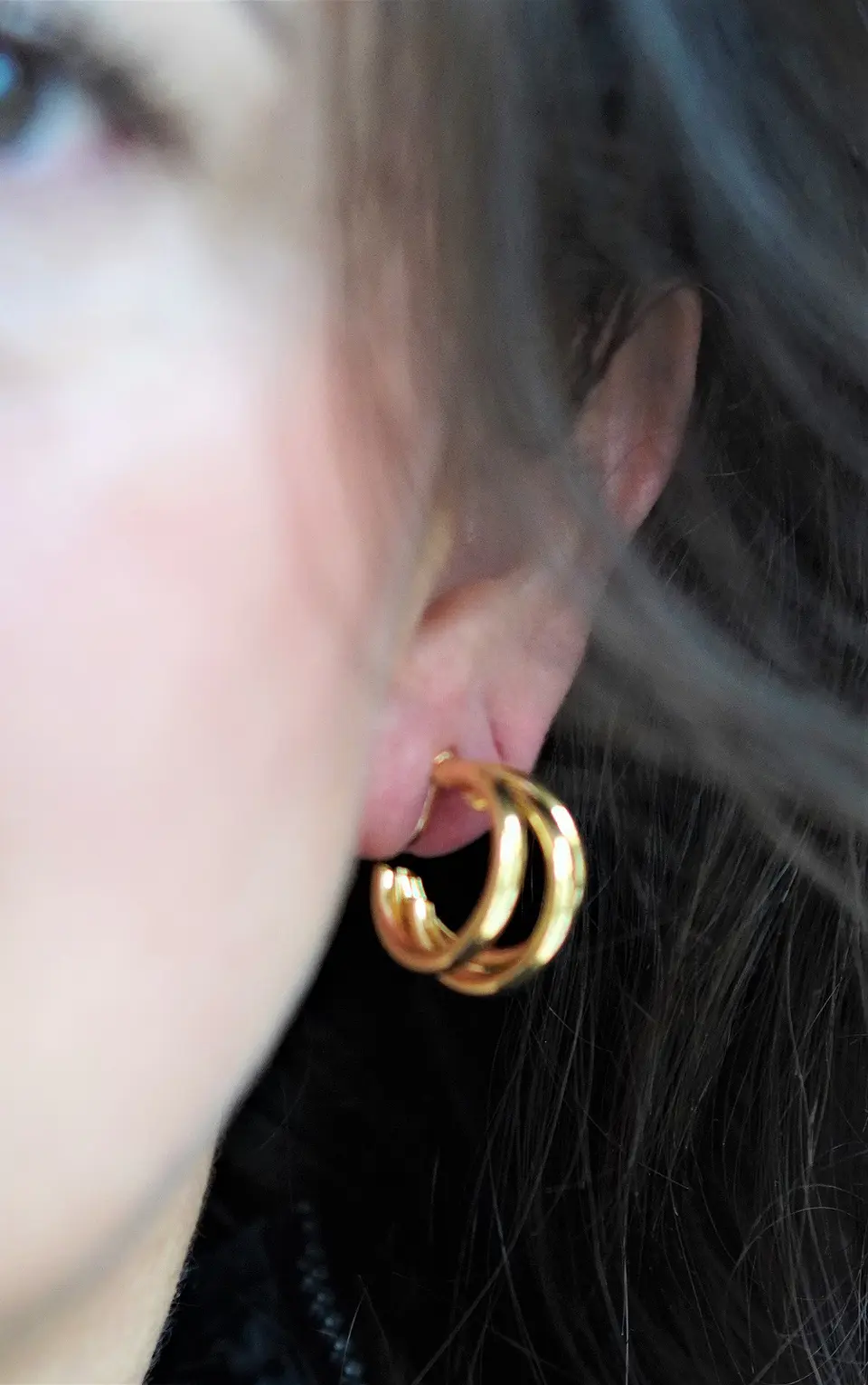 Argollas Sabrina sin perforacion triple aro bañadas en oro 14k 7