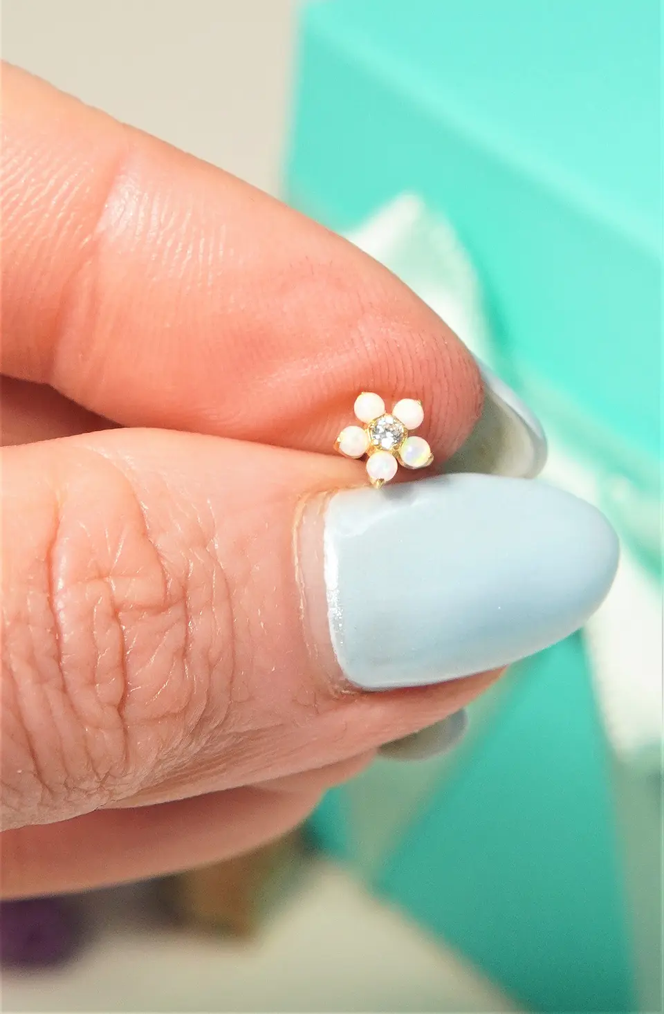  Piercing labret Cloe opalo zirconia 8mm titanio F136 PVD oro 18k 8