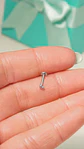 Piercing labret Zoe titanio F136 8mm 16G plateado - Miniatura 10