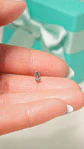 Piercing labret Zoe titanio F136 8mm 16G plateado - Miniatura 4