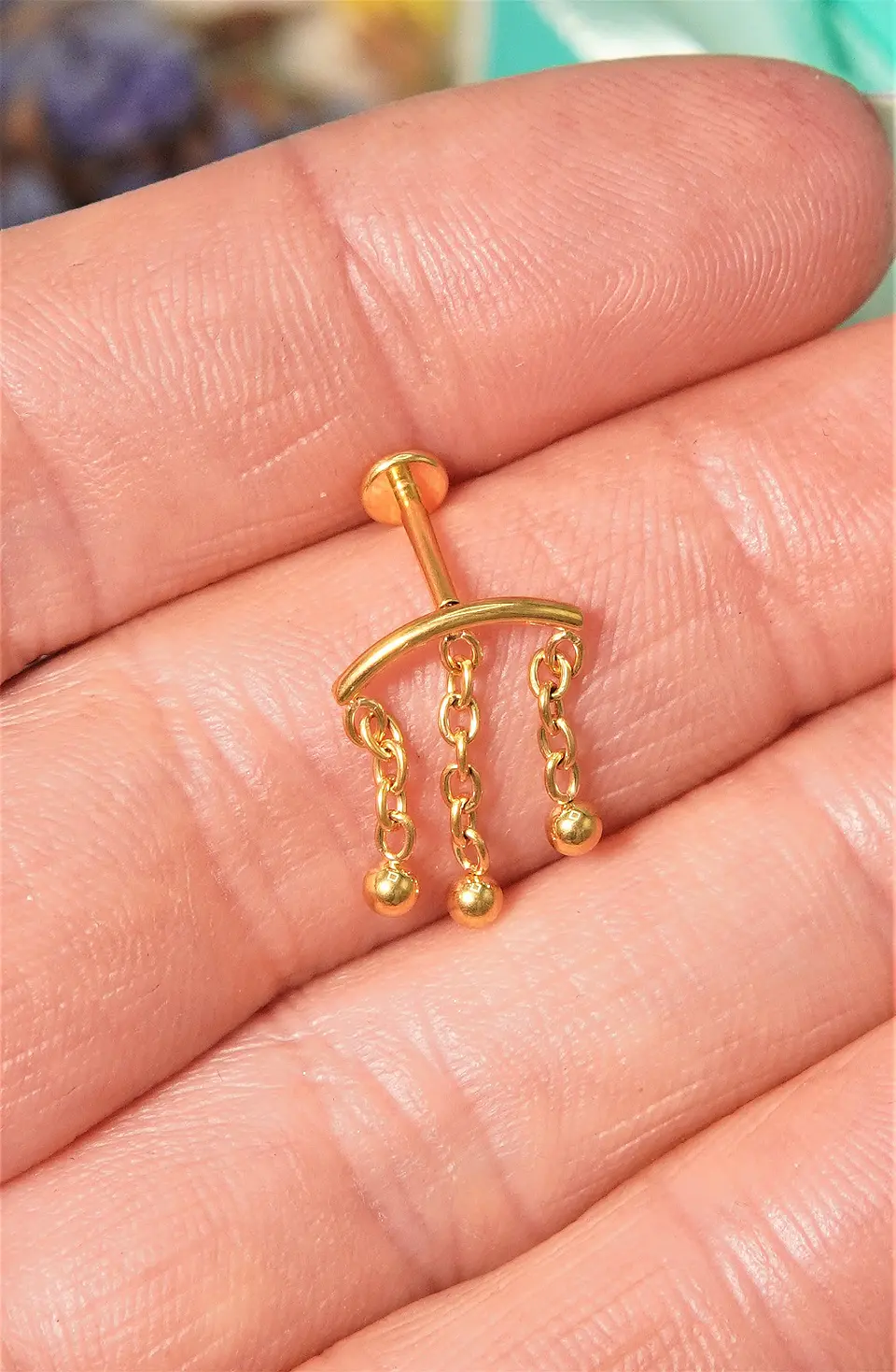 Piercing labret Maya 8mm 16G titanio PVD 18K 5