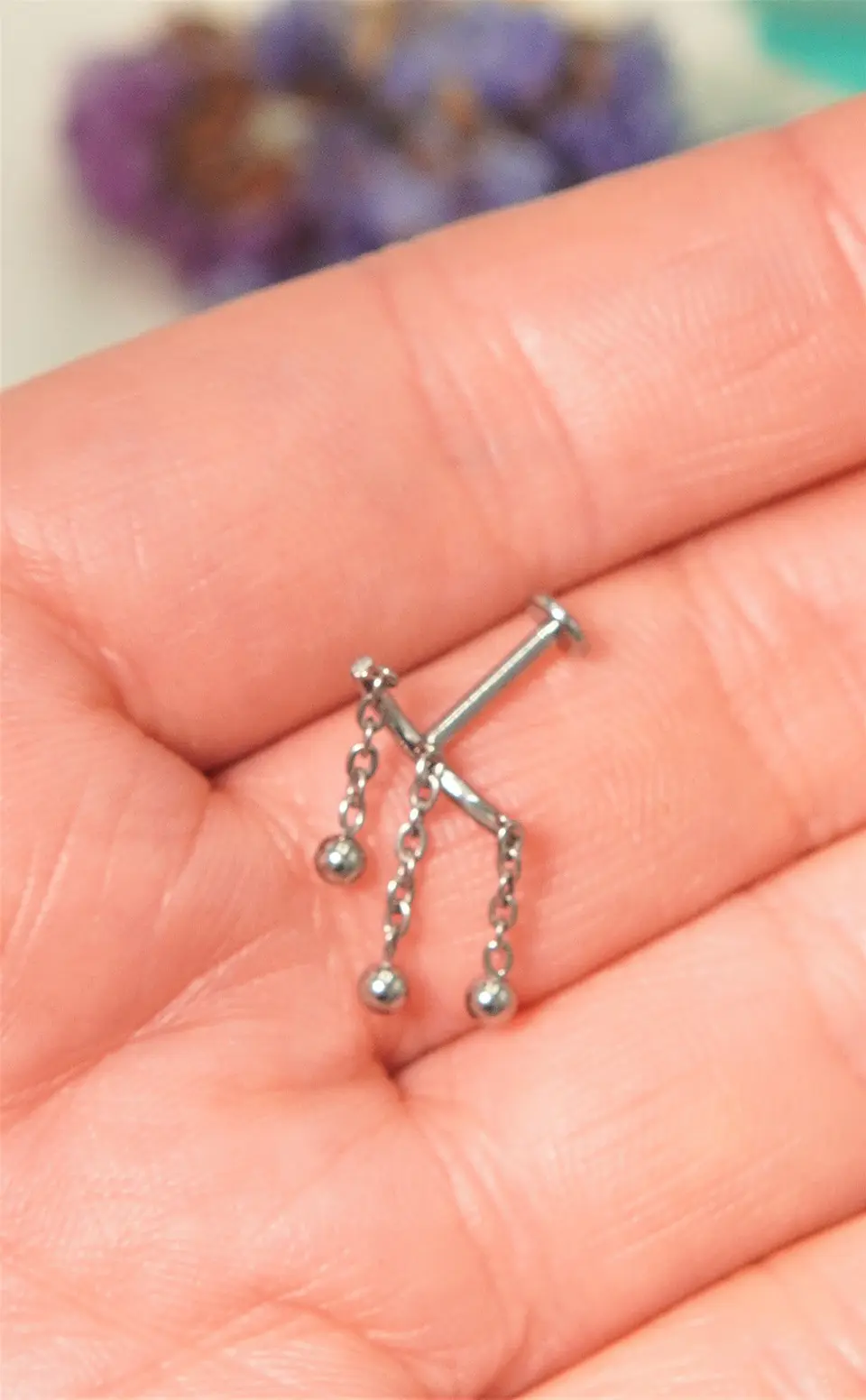 Piercing labret Maya 8mm 16G titanio ASTM F136 5