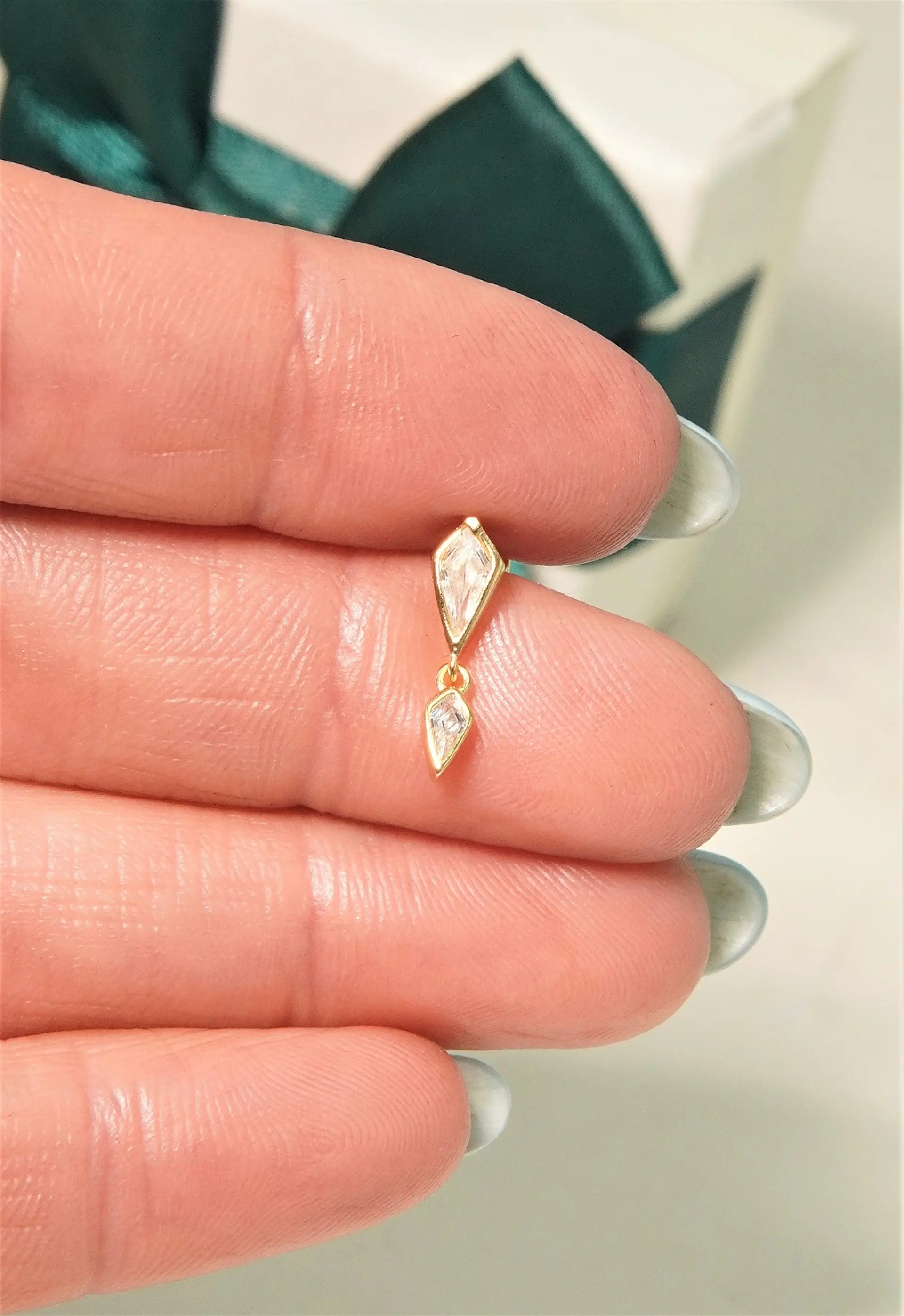 Piercing labret Laila 6mm 16G plata 925 bañado oro 18k 5