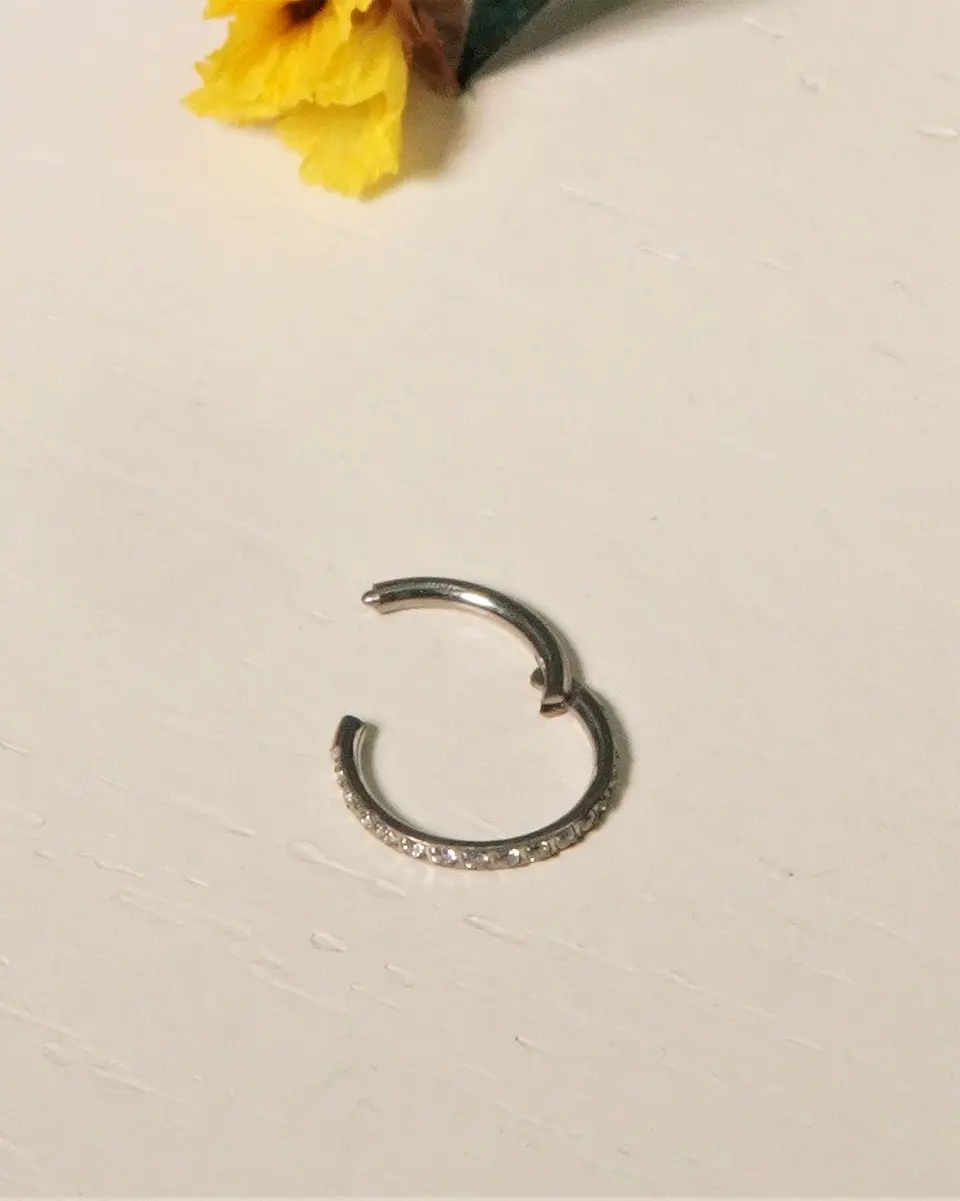 Piercing argolla Emma 20G 6mm Titanio ASTM 136 7