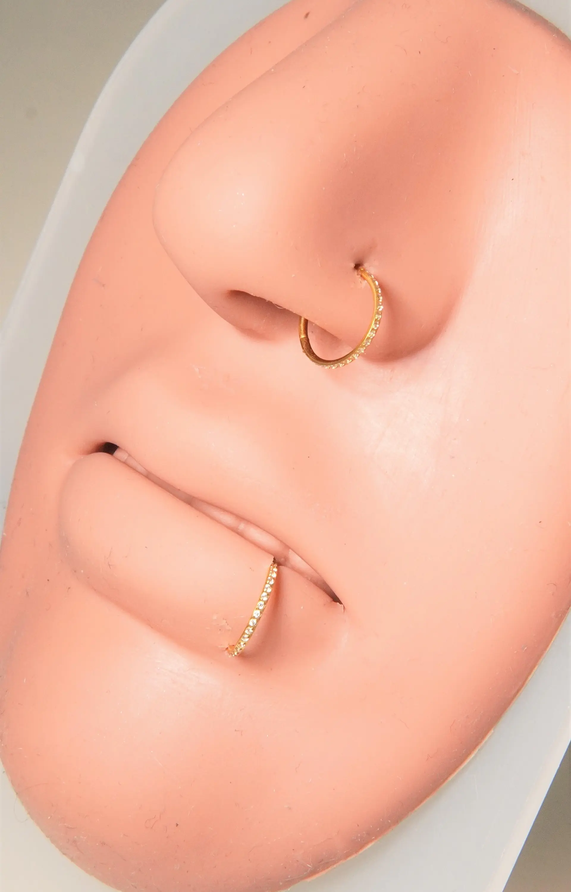 Argollas Emma 20G 8mm zirconias titanio ASTM F136 4