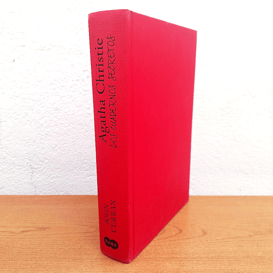 Los cuadernos secretos / Agatha Christie