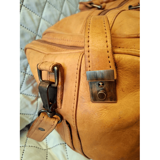 Hermoso juego de bolsos hechos a mano / Cuero 100% natural