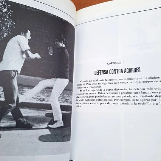 El método de Combate de Bruce Lee. Técnicas de defensa personal
