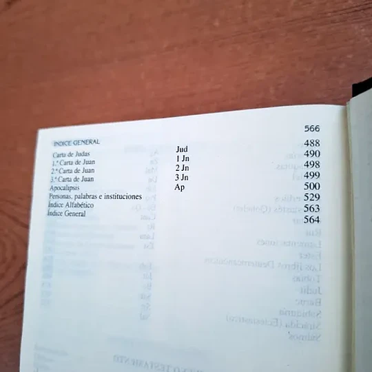 La Biblia Latinoamericana. Edición Pastoral
