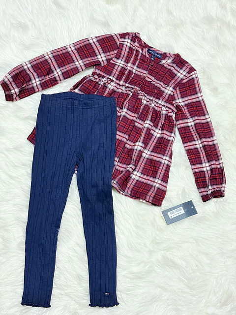 Conjunto Tommy Hilfiger Talla 4