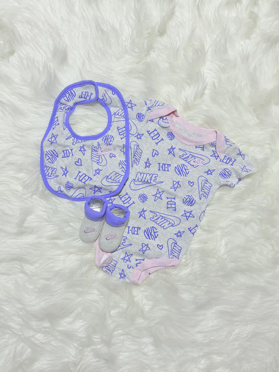 Set Nike Caja 6-12Meses 1