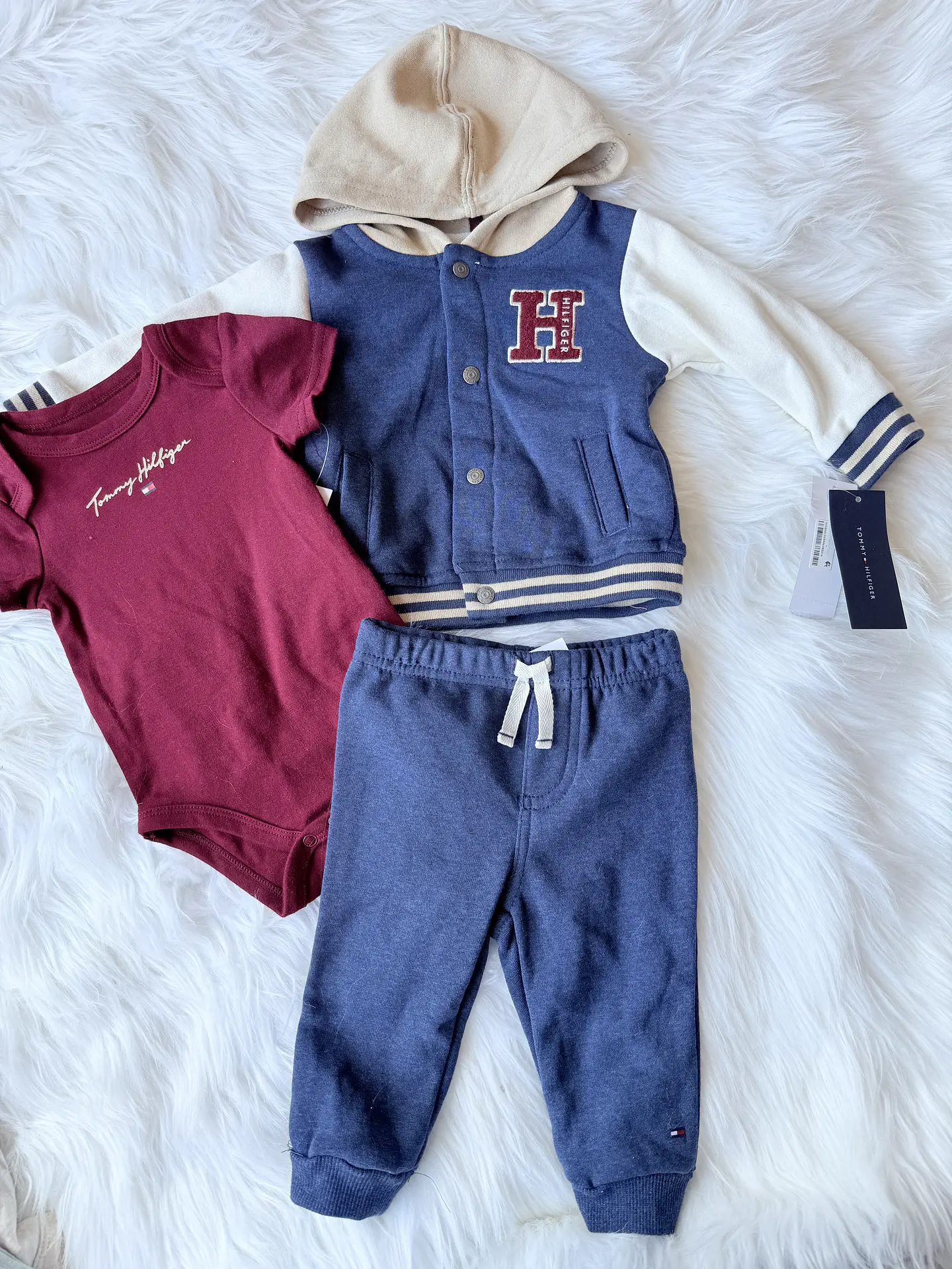 Conjunto Tommy Hilfiger 3Pcs 1
