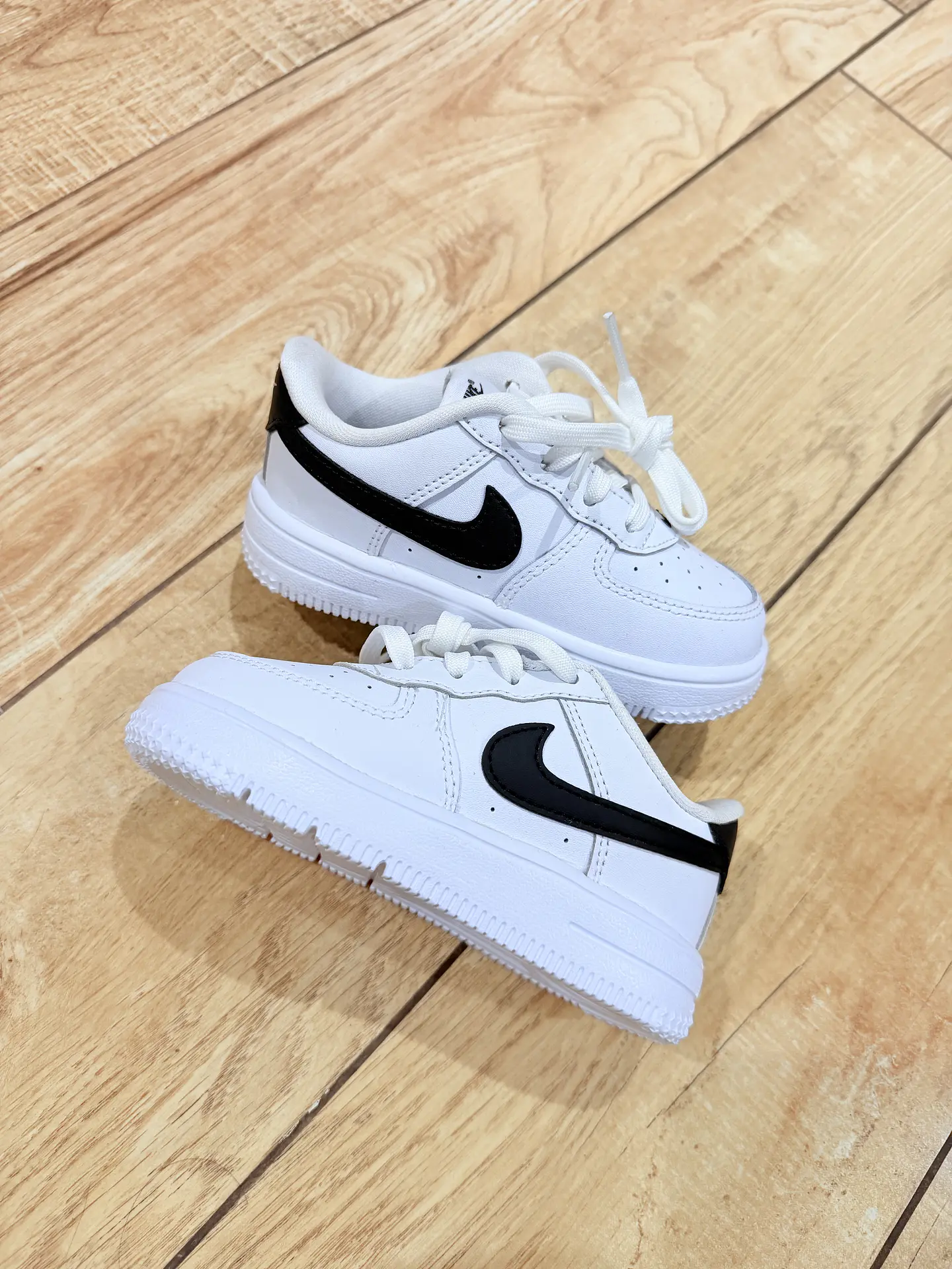 Nike Air Force 1 Low 1