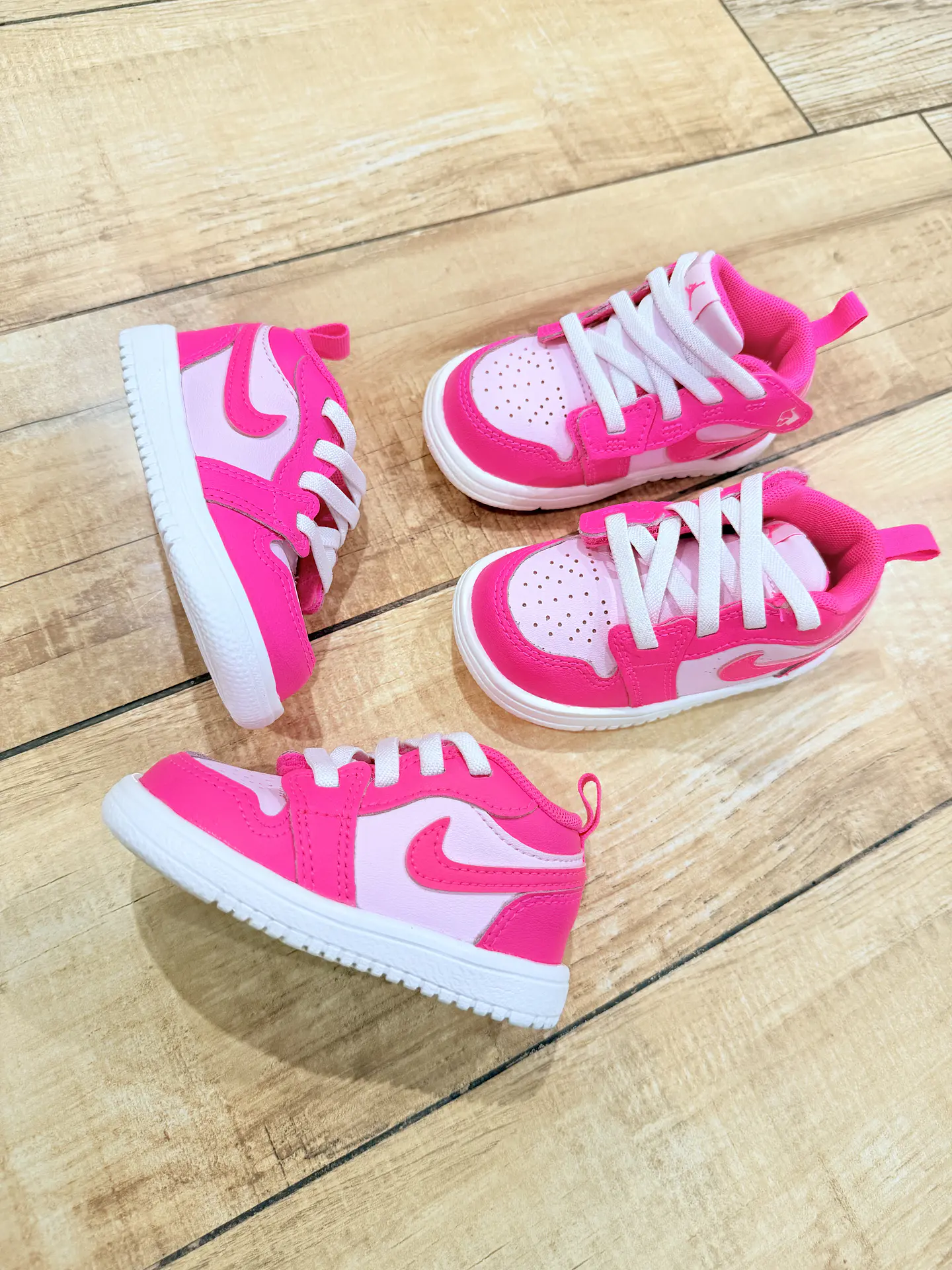 Jordan 1Low Alt Fucsia 1