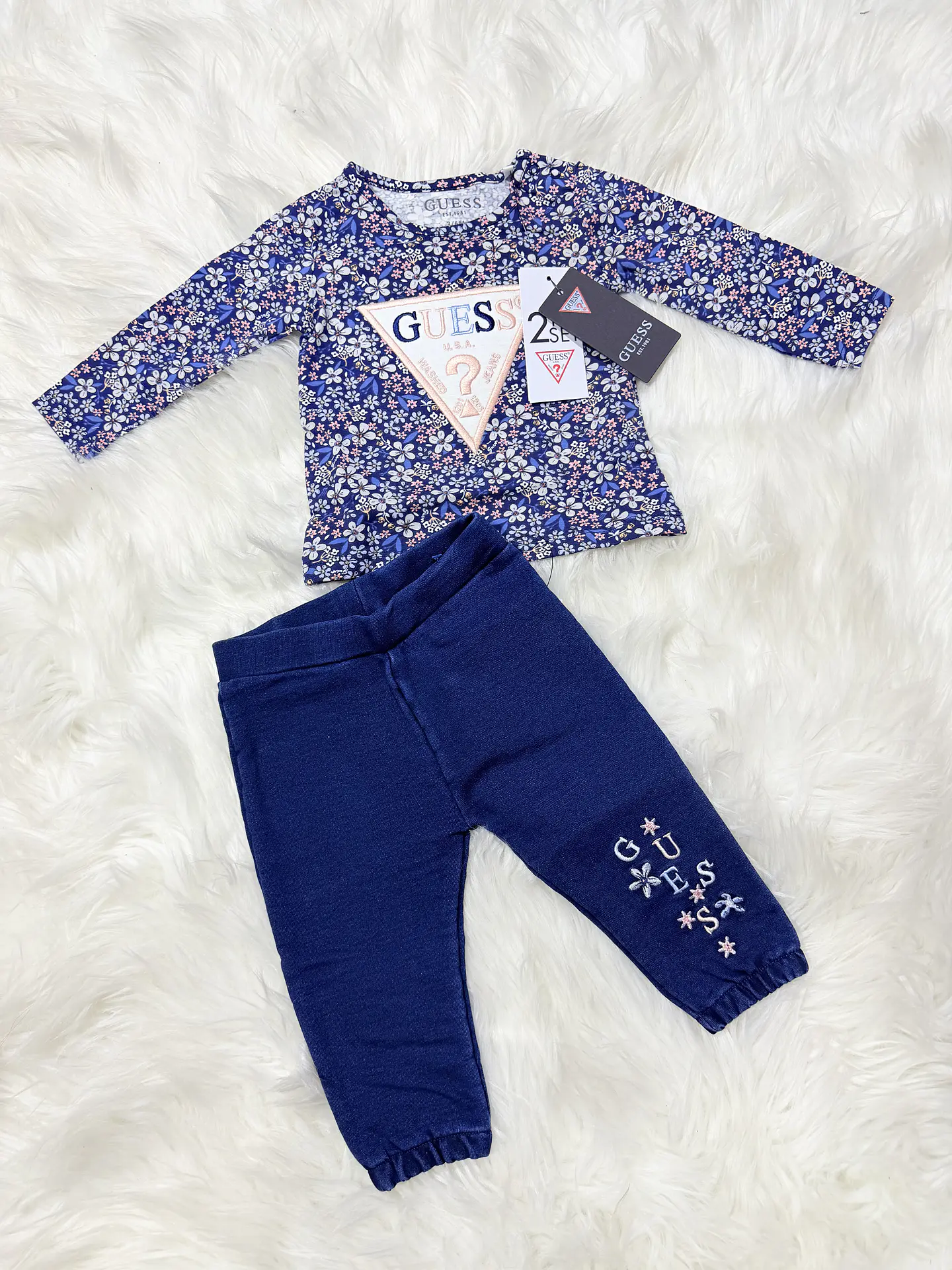 Conjunto 2 Piezas Guess Bebé Niña 2