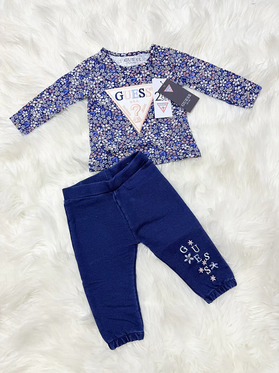 Conjunto 2 Piezas Guess Bebé Niña 2