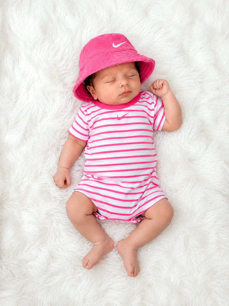 Set Nike 2 Piezas Con Gorro Rosa 1